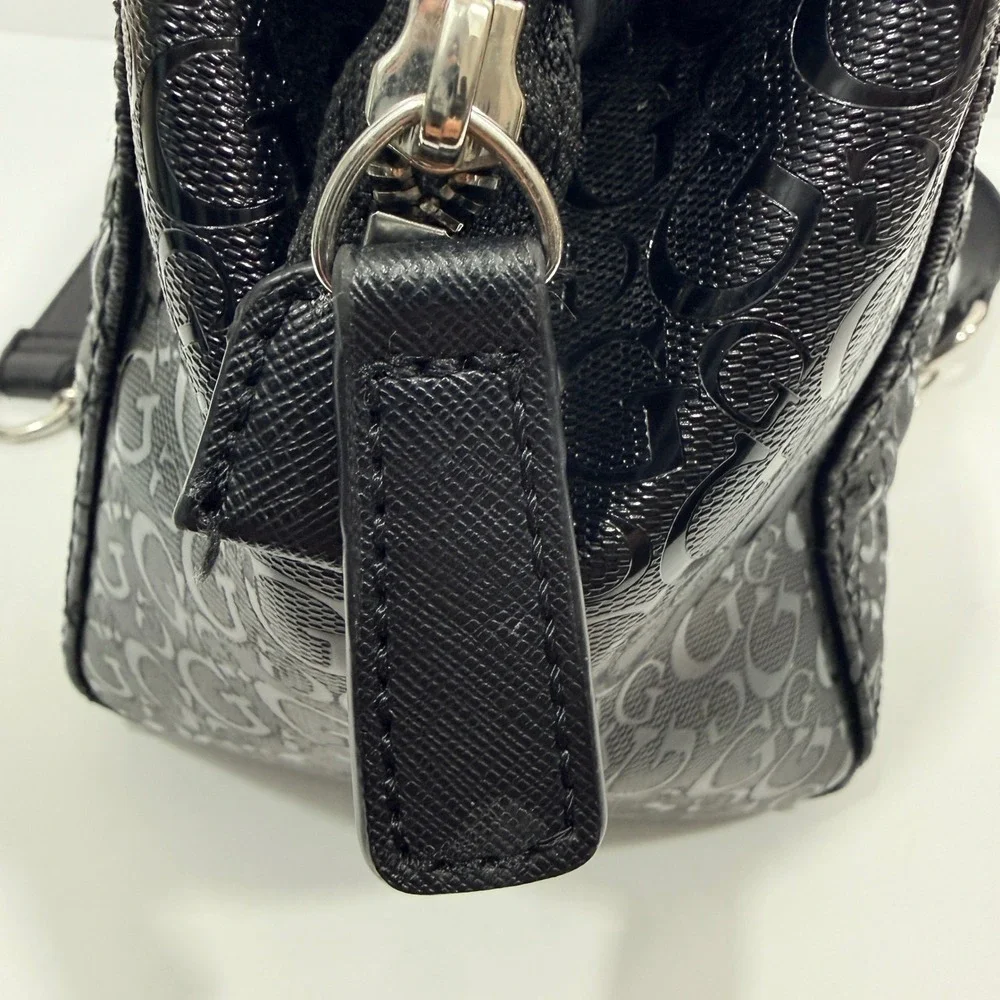 Guess Satchel Handbag Women Large Black Good Logo Embossed Chain Strap G-001